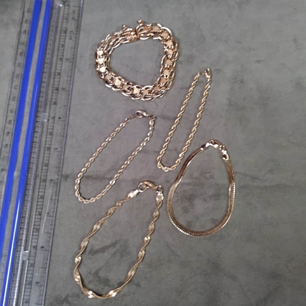 Jewelry Lot - 5 Gold Colored Bracelets